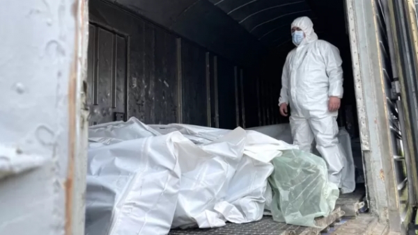Ucrania: &quot;Tratan los cuerpos de sus soldados como basura&quot;