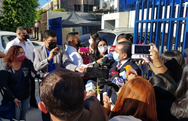 Presentan aviso por irregularidades en nueve alcaldías