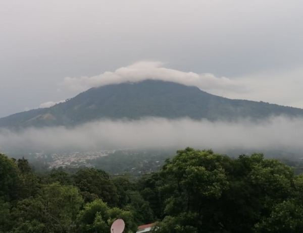 Pronósticos no descartan lluvias para este martes