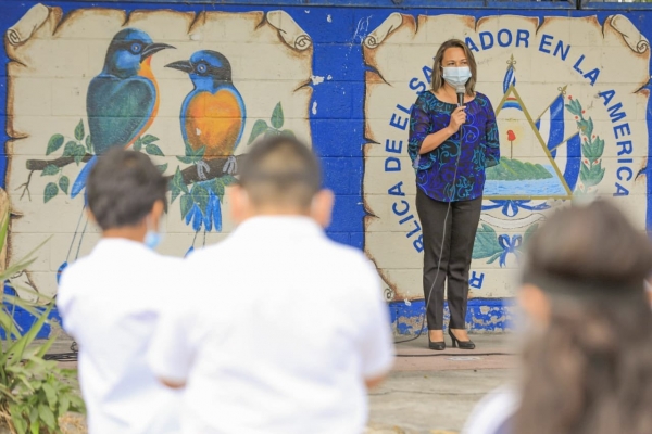 Ministra de Educación confirma que educación sicoemocional será prioridad en primeros días de clases