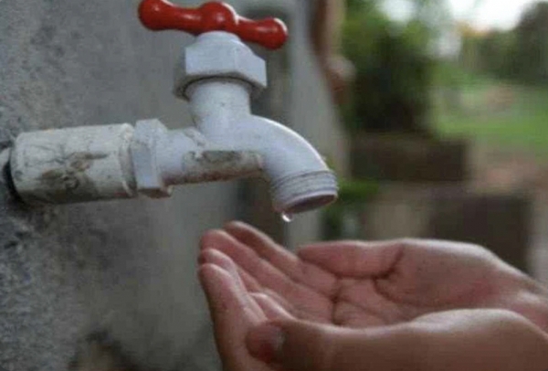 Fallas afectan servicio de agua