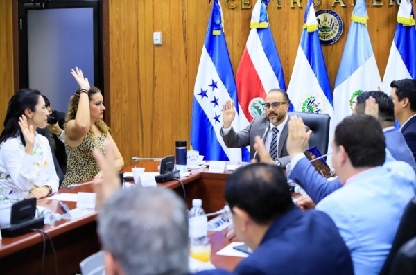 Iniciarán entrevistas a aspirantes a Fiscal General