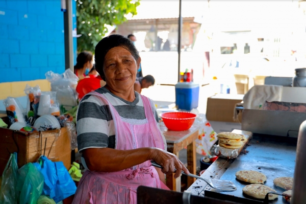 EUA sigue ayudando a vendedores de San Miguelito