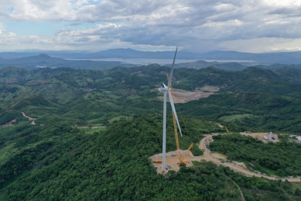 El Salvador listo para la generación de energía eléctrica en parque eólico