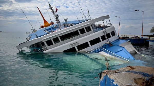 Naufraga barco con más de 160 personas a bordo en el río Níger