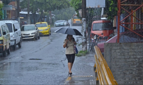 Pronostican lluvias aisladas para este lunes