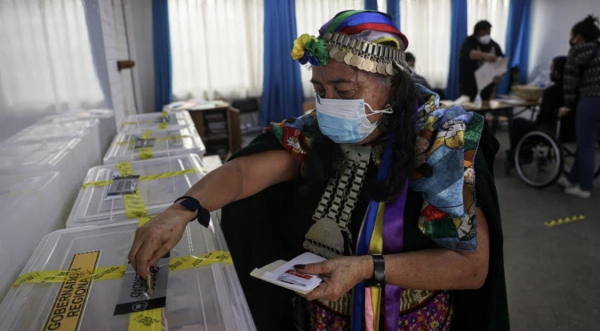 Resultados de la Constituyente chilena darían mayoría a partidos progresistas y la izquierda