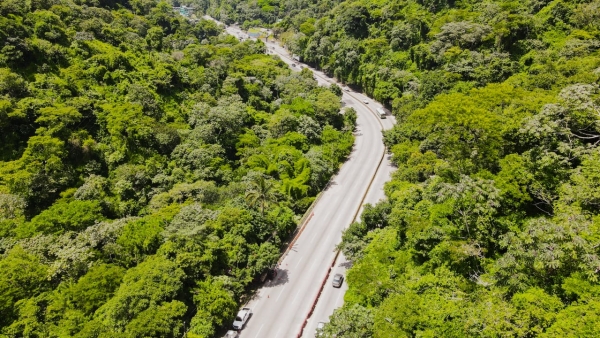 Paso restringido en carretera a Sonsonate