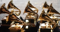 Posponen los premios Grammy 2022