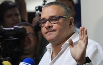 Mauricio Funes recibió cheques con $351 millones