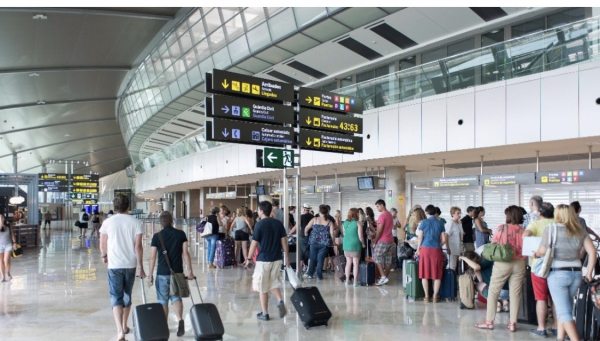 Turistas estadounidenses vacunados podrán viajar a España a partir del 7 de junio