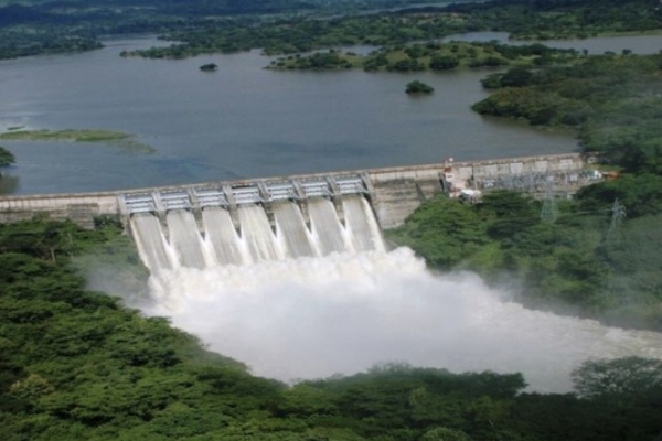 Alto costo de la energía amenaza a Latinoamérica