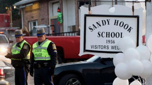 Familias de Sandy Hook ganan demanda histórica
