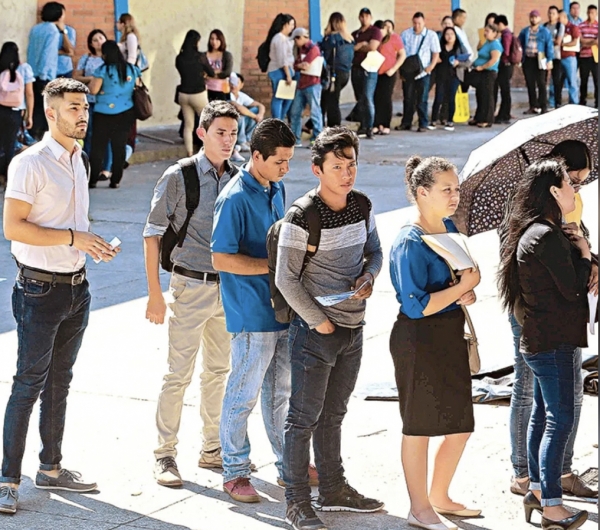 Buscan generar empleo para jóvenes y mayores de 40 años