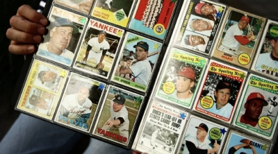 Médico que murió de COVID-19 dejó una colección de tarjetas de béisbol que podría valer más de 20 millones