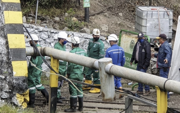 Una decena de muertos en explosión de una mina en Colombia