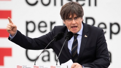 Expresidente catalán detenido en Italia