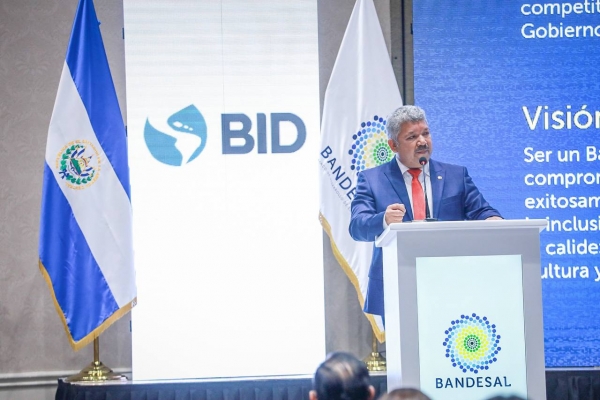 Bandesal y BID Lanzan línea de financiamiento para eficiencia energética