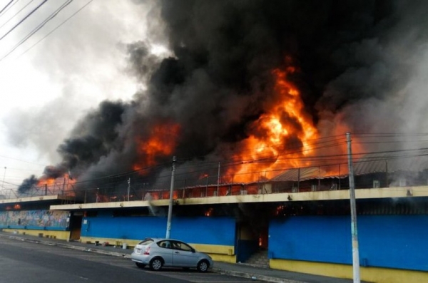 Incendio en mercado San Miguelito