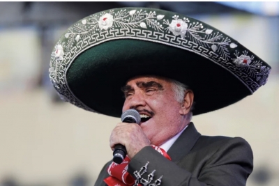 Vicente Fernández está “grave” pero “estable”, dice en su cuenta de Instagram