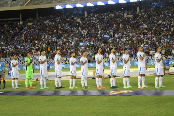 El Salvador enfrenta a Catar en cuartos de final de Copa de Oro