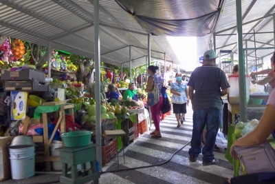 Horarios especiales en mercados de San Salvador