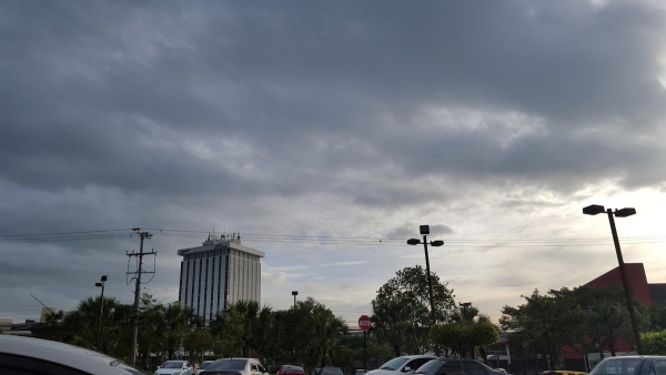 Para este jueves se esperan lluvias durante la noche