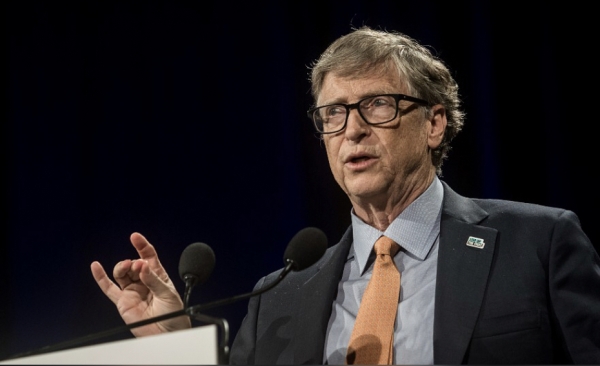 Bill Gates baja en la lista de los más ricos de EUA