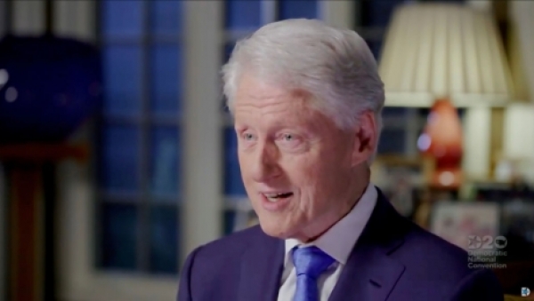 Hospitalizan a expresidente de EUA, Bill Clinton