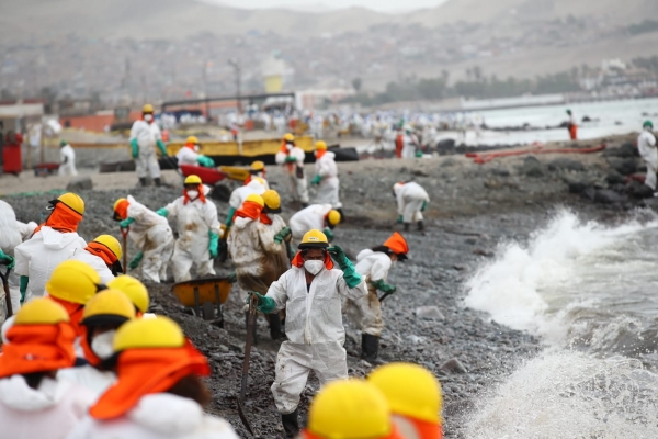 Directivos de Repsol no podrán salir de Perú