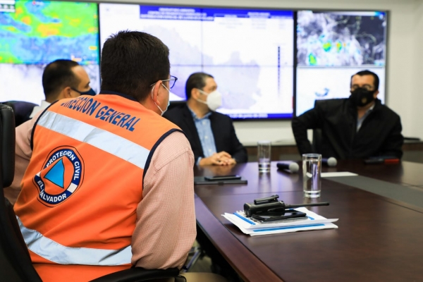 Se mantiene alerta verde por lluvias a nivel nacional