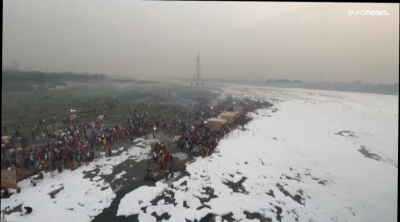 Un río aumenta la contaminación de Nueva Delhi