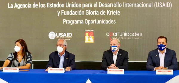 EEUU y Fundación Gloria De Kriete Invertirán $14.2 Millones en educación para jóvenes