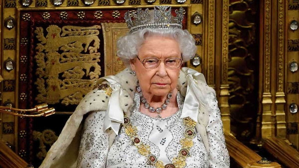 Reina Isabel nombrada como Anciana del Año