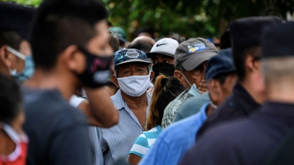 Relajación de medidas sanitarias genera aumento de casos COVID-19