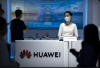 Lituania recomienda evitar celulares de Huawei y Xiaomi